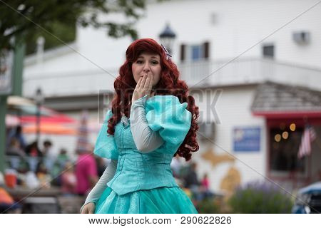Frankenmuth, Michigan, Usa - June 10, 2018 Members Of Everafter West Michigan Dress Up As Disney Pri