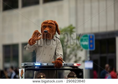 Indianapolis, Indiana, Usa - September 22, 2018: The Circle City Classic Parade, Man Dress Up As Mcg