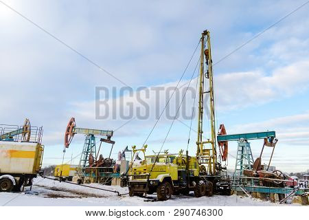 Mining And Quarrying. Installations For The Extraction Of Oil From The Bowels Of The Earth. Pumpjack