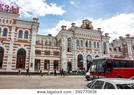 Kaluga, Russia - August 2017: Railway And Bus Station In The City Of Kaluga