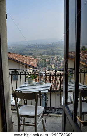 Neive, Piedmont, Italy. October 2018. From The Historic Center Some Viewpoints