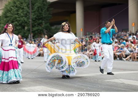 Indianapolis, Indiana, Usa - May 26, 2018, Members Of The Mexican Themed Dancing Group, Ballet Folkl