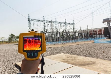 Thermoscan(thermal Image Camera), Industrial Equipment Used For Checking The Internal Temperature Of