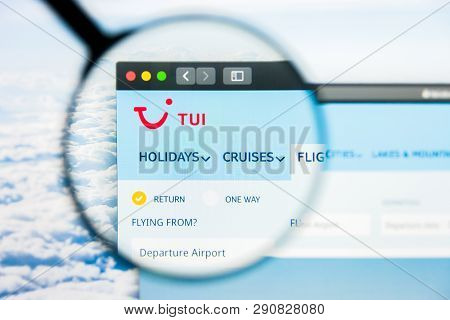 Los Angeles, California, Usa - 21 March 2019: Illustrative Editorial Of Thomson Tui Website Homepage