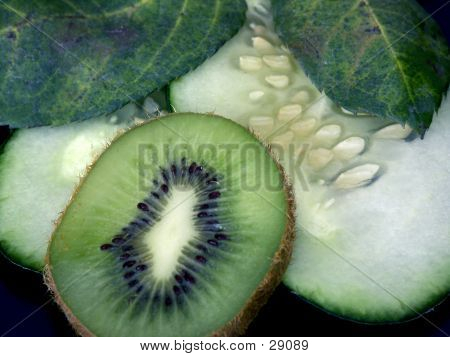 Kiwi N Cucs