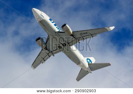 Moscow, Russia - March 20, 2019: Aircraft Boeing 737-524(wl) Vq-bjq Of Utair Aviation Takes Off At V