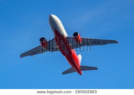 Moscow, Russia - March 20, 2019: Aircraft Airbus A319-111 Ei-eyl Of Rossiya - Russian Airlines Takes