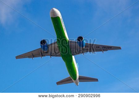 Moscow, Russia - March 20, 2019: Aircraft Boeing 757-231 Uk75704 Of Uzbekistan Airways Takes Off At 