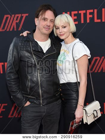 LOS ANGELES - MAR 18:  Donovan Leitch and Libby Mintz arrives for the Netflix 'The Dirt' Premiere on March 18, 2019 in Hollywood, CA                