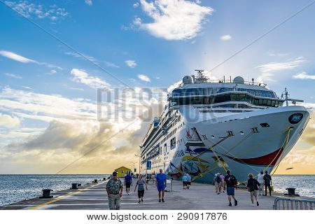 Philipsburg, St. Maarten - November 16, 2018: Norwegian (ncl) Star Cruise Ship Docked At The Philips