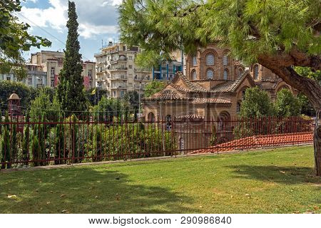 Thessaloniki, Greece - September 30, 2017: Аntique Byzantine Church Of Panagia Chalkeon In The Cente
