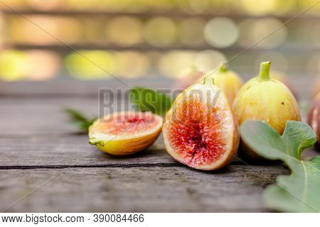 Fresh Ripe Figs On Dark Table. Healthy Mediterranean Fig Fruit. Fresh Figs On Black Background. Beau