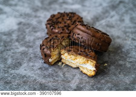 Traditional Alfajores (alfajor) With Dulce De Leche Covered With Chocolate - Traditional Argentine S
