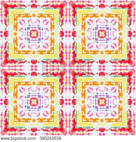 Ancient Geometric Seamless Pattern. Vintage Aquarelle Kaftan Design. Abstract Handdrawn Geometric Et
