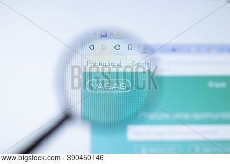 New York, Usa - 29 September 2020: Vagas.com.br Vagas Company Website With Logo Close Up, Illustrati