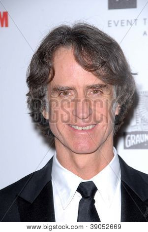 LOS ANGELES - Listopad 15: Jay Roach dorazí za 26 americký Filmotéku Award ctít Ben stále