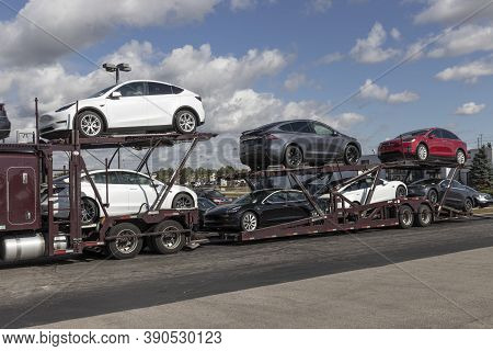 Indianapolis - Circa September 2020: Tesla Electric Vehicles Awaiting Preparation For Sale. Tesla Ev