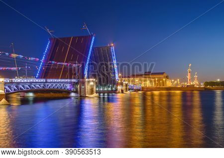 Neva river and open Palace (Dvortsovy) Bridge - St. Petersburg Russia