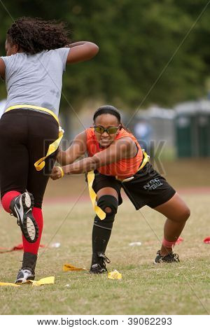 Donna pratiche bandiera calcio tecniche