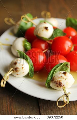 Tapas caprese