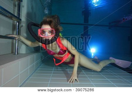 Kadın scuba diver