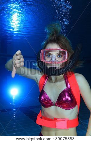 Kadın scuba diver