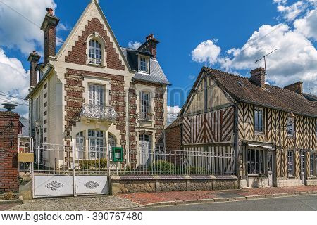Street With Historical Houses In Beuvron-en-auge, France