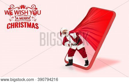 Emotional Santa Claus Greeting With New Year 2021 And Christmas. Caucasian Man In Traditional Costum