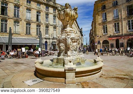 France, Bordeaux, May, 19, 2019 - Parliament Square Or Place Du Parlement In French. Crowd Of People