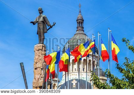 Cluj-napoca, Transylvania, Romania - September 20, 2020: The Statue Of Avram Iancu In The Square Wit