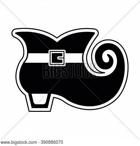 Isolated Green Witch Shoe Icon. Hallowee Season Icon - Vector