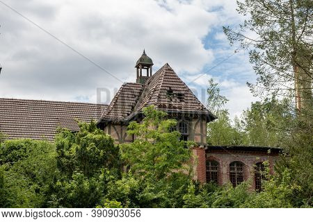 Beelitz, Germany - June 30, 2020:  A Lost Place In Germany Is The Famous Abandoned Hospital And Tube