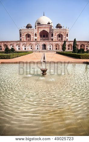 Tomb Of Humayun In Delhi