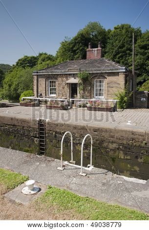 lock keepers cottage