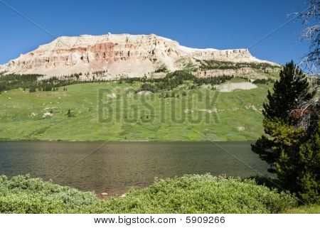 Beartooth Butte