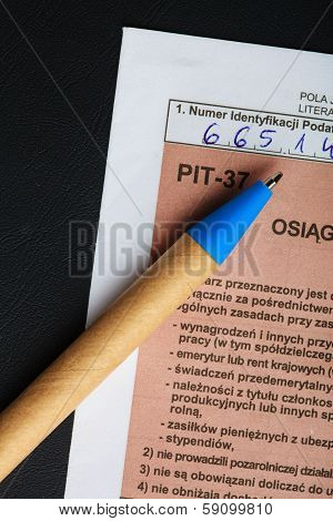 Filling In Polish Individual Tax Form Pit-37 For Year 2013