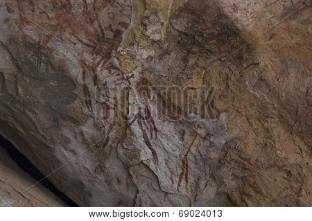 Rock drawing of long past San people (Bushman) in Giants Castle Cave