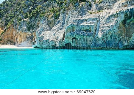 emerald green water