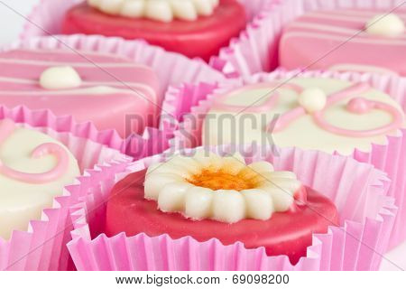 petit fours