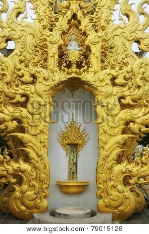 Thai Buddhist Architecture