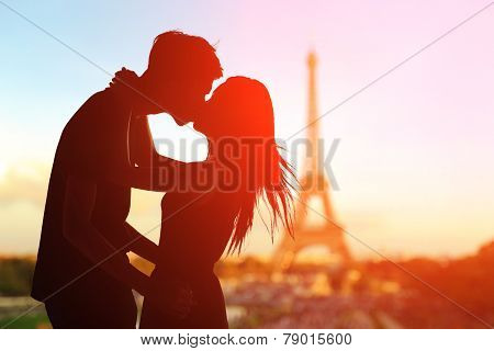 Romantic Lovers With Eiffel Tower