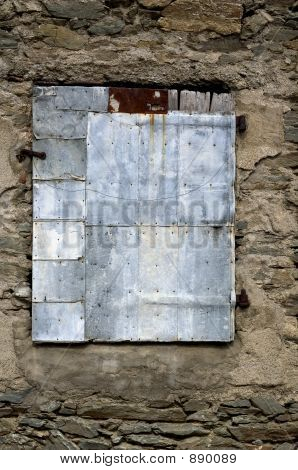 ausgebesserte Fenster