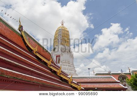 Wat Phar Sri Rattana Mahathat. Temple, Phitsanulok In Thailand