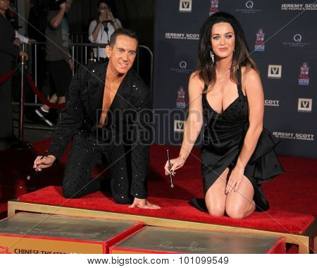 LOS ANGELES - SEP 8:  Jeremy Scott, Katy Perry at the Jeremy Scott and Katy Perry Handprints in Cement Ceremony at the TCL Chinese Theater on September 8, 2015 in Los Angeles, CA