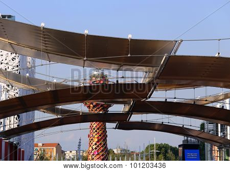 Milan, Italy - 8Th September, 2015. Expo Milano 2015. Tree Of Life And Italian Pavilion