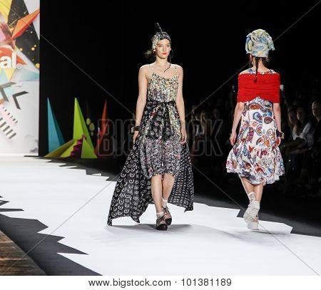 Desigual Ss 2106