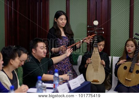 ST. PETERSBURG, RUSSIA - SEPTEMBER 14, 2015: Press cocktail of the women's chamber orchestra 