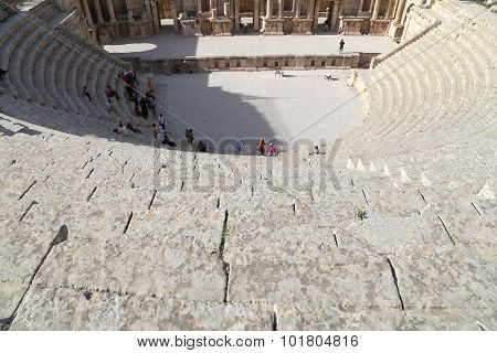 Amphitheater In Jerash (gerasa Of Antiquity), Capital And Largest City Of Jerash Governorate, Jordan