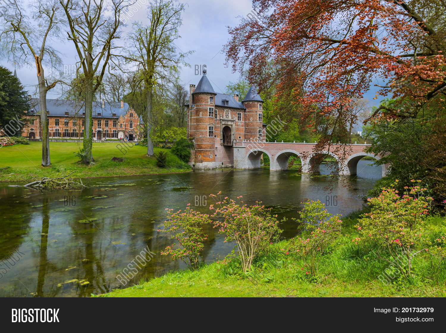 Groot Bijgaarden Image & Photo (Free Trial) | Bigstock