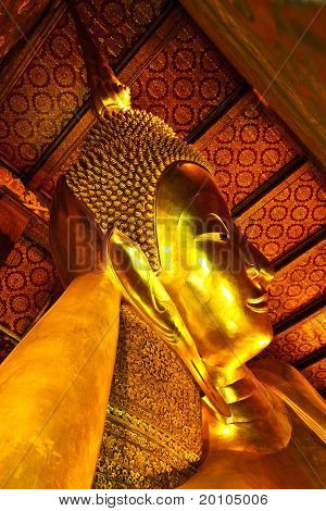 Świątyni Phra Chetu Phon - Bangkok, Tajlandia